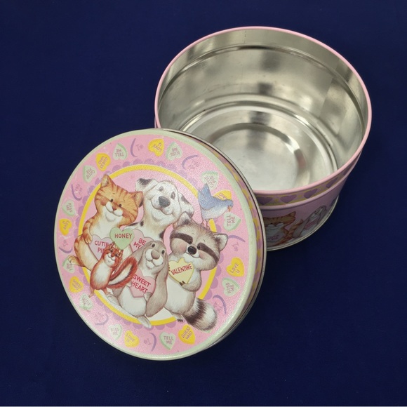Vintage Sweetheart Valentine’s Day Animal Tin - Picture 4 of 8